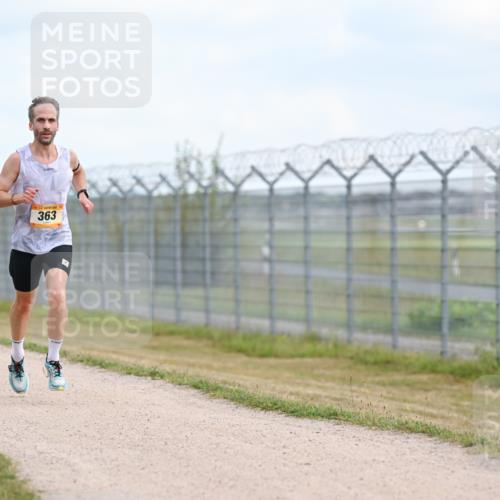 14.09.2025 - Airport Race Dr. Thomas Lammeyer http://msf.ph/oto/8860703 14.09.2025 11:48:42 Laufen 363 meine-sportfotos.de