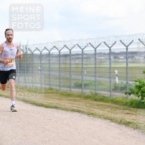 14.09.2025 - Airport Race Dr. Thomas Lammeyer http://msf.ph/oto/8860709 14.09.2025 11:48:43 Laufen 63 meine-sportfotos.de