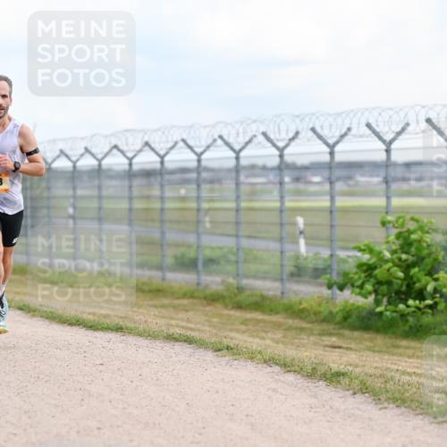 14.09.2025 - Airport Race Dr. Thomas Lammeyer http://msf.ph/oto/8860711 14.09.2025 11:48:43 Laufen 363 meine-sportfotos.de
