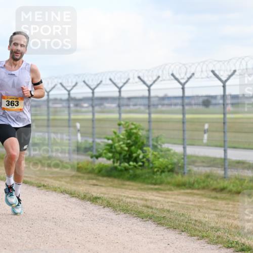14.09.2025 - Airport Race Dr. Thomas Lammeyer http://msf.ph/oto/8860721 14.09.2025 11:48:45 Laufen 363 meine-sportfotos.de