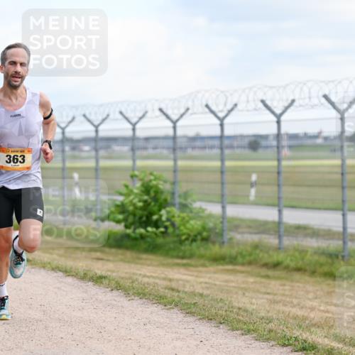 14.09.2025 - Airport Race Dr. Thomas Lammeyer http://msf.ph/oto/8860723 14.09.2025 11:48:45 Laufen 363 meine-sportfotos.de