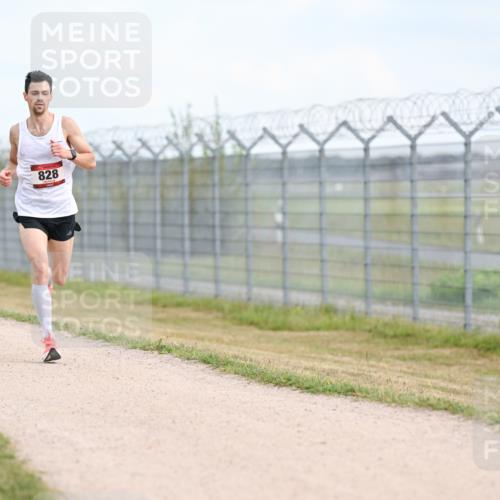 14.09.2025 - Airport Race Dr. Thomas Lammeyer http://msf.ph/oto/8860764 14.09.2025 11:49:58 Laufen 828 meine-sportfotos.de