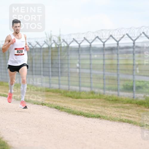 14.09.2025 - Airport Race Dr. Thomas Lammeyer http://msf.ph/oto/8860766 14.09.2025 11:49:59 Laufen 828 meine-sportfotos.de