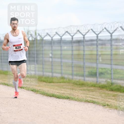 14.09.2025 - Airport Race Dr. Thomas Lammeyer http://msf.ph/oto/8860770 14.09.2025 11:49:59 Laufen 828 meine-sportfotos.de