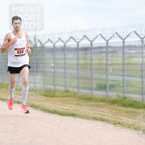 14.09.2025 - Airport Race Dr. Thomas Lammeyer http://msf.ph/oto/8860771 14.09.2025 11:49:59 Laufen 828 meine-sportfotos.de
