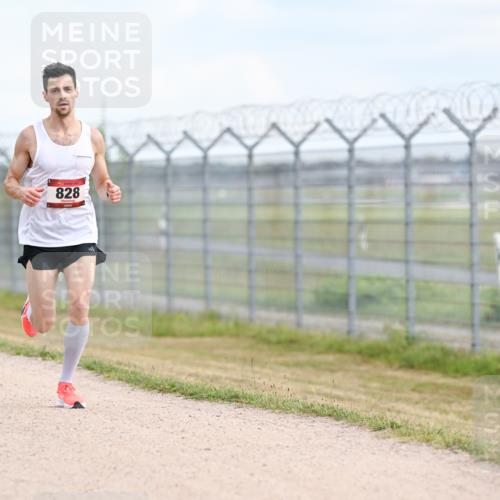 14.09.2025 - Airport Race Dr. Thomas Lammeyer http://msf.ph/oto/8860772 14.09.2025 11:49:59 Laufen 828 meine-sportfotos.de
