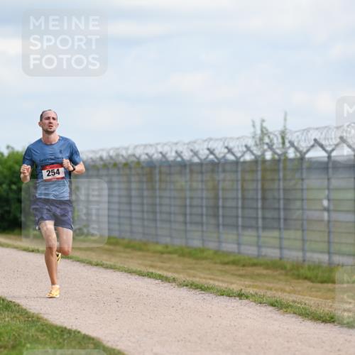 14.09.2025 - Airport Race Dr. Thomas Lammeyer http://msf.ph/oto/8860785 14.09.2025 11:50:26 Laufen 254 meine-sportfotos.de