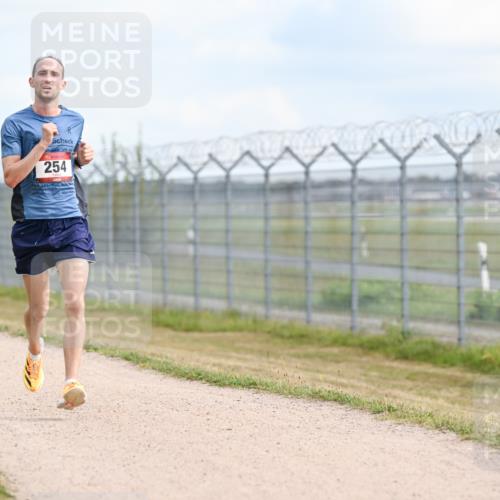 14.09.2025 - Airport Race Dr. Thomas Lammeyer http://msf.ph/oto/8860801 14.09.2025 11:50:28 Laufen 254 meine-sportfotos.de