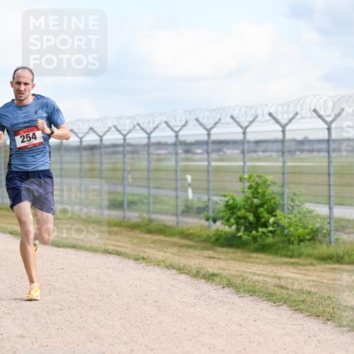 14.09.2025 - Airport Race Dr. Thomas Lammeyer http://msf.ph/oto/8860809 14.09.2025 11:50:29 Laufen 254 meine-sportfotos.de