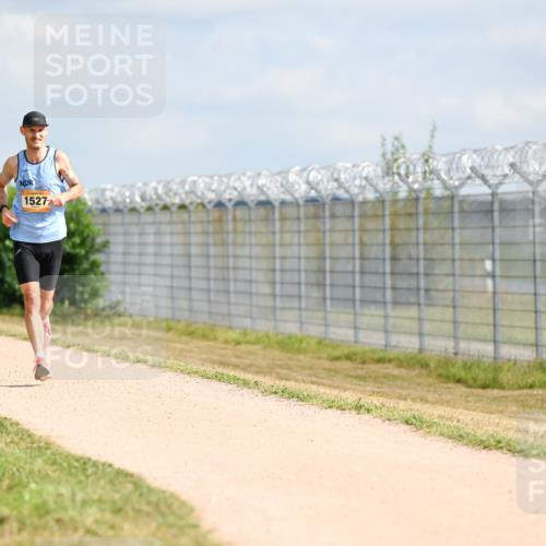 14.09.2025 - Airport Race Dr. Thomas Lammeyer http://msf.ph/oto/8860818 14.09.2025 11:50:55 Laufen 1527 meine-sportfotos.de