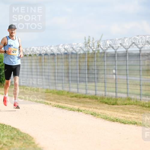 14.09.2025 - Airport Race Dr. Thomas Lammeyer http://msf.ph/oto/8860825 14.09.2025 11:50:56 Laufen 27 meine-sportfotos.de