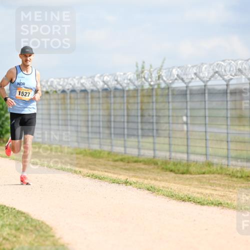 14.09.2025 - Airport Race Dr. Thomas Lammeyer http://msf.ph/oto/8860826 14.09.2025 11:50:56 Laufen 1527 meine-sportfotos.de