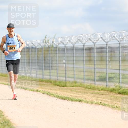 14.09.2025 - Airport Race Dr. Thomas Lammeyer http://msf.ph/oto/8860833 14.09.2025 11:50:57 Laufen 1527 meine-sportfotos.de