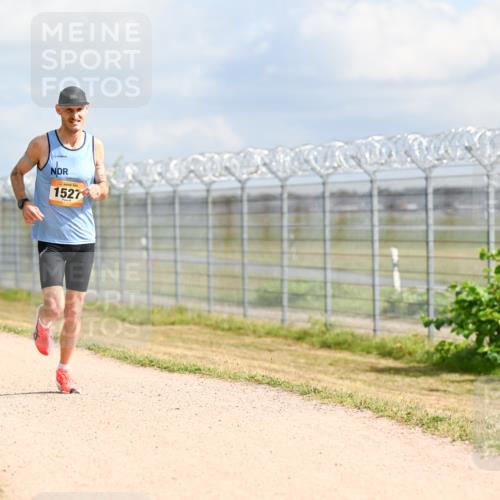 14.09.2025 - Airport Race Dr. Thomas Lammeyer http://msf.ph/oto/8860841 14.09.2025 11:50:58 Laufen 1527 meine-sportfotos.de