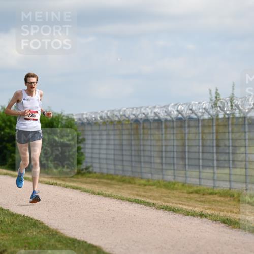 14.09.2025 - Airport Race Dr. Thomas Lammeyer http://msf.ph/oto/8860860 14.09.2025 11:51:19 Laufen 725 meine-sportfotos.de