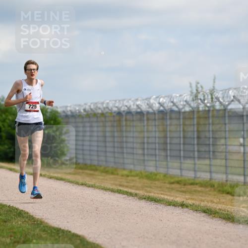 14.09.2025 - Airport Race Dr. Thomas Lammeyer http://msf.ph/oto/8860865 14.09.2025 11:51:20 Laufen 725 meine-sportfotos.de