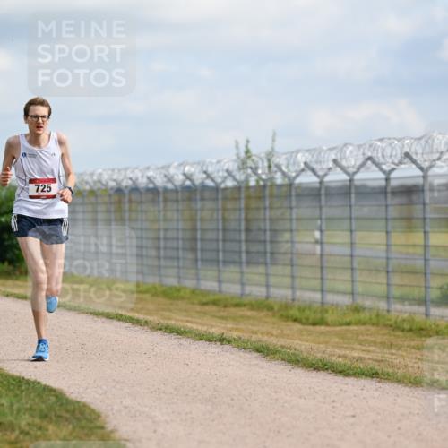 14.09.2025 - Airport Race Dr. Thomas Lammeyer http://msf.ph/oto/8860874 14.09.2025 11:51:21 Laufen 725 meine-sportfotos.de