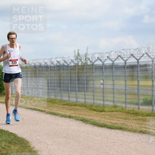 14.09.2025 - Airport Race Dr. Thomas Lammeyer http://msf.ph/oto/8860875 14.09.2025 11:51:21 Laufen 725 meine-sportfotos.de