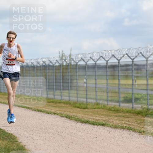 14.09.2025 - Airport Race Dr. Thomas Lammeyer http://msf.ph/oto/8860878 14.09.2025 11:51:21 Laufen 725 meine-sportfotos.de