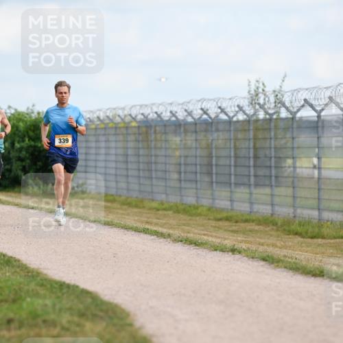 14.09.2025 - Airport Race Dr. Thomas Lammeyer http://msf.ph/oto/8860889 14.09.2025 11:52:11 Laufen 2079, 339 meine-sportfotos.de
