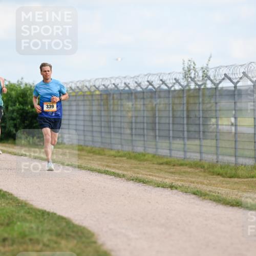 14.09.2025 - Airport Race Dr. Thomas Lammeyer http://msf.ph/oto/8860890 14.09.2025 11:52:11 Laufen 2079, 339 meine-sportfotos.de
