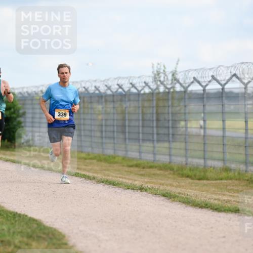14.09.2025 - Airport Race Dr. Thomas Lammeyer http://msf.ph/oto/8860893 14.09.2025 11:52:12 Laufen 339, 2079 meine-sportfotos.de