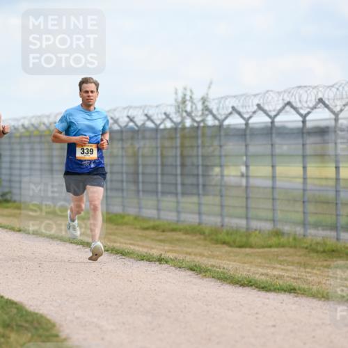 14.09.2025 - Airport Race Dr. Thomas Lammeyer http://msf.ph/oto/8860897 14.09.2025 11:52:12 Laufen 339, 2079 meine-sportfotos.de