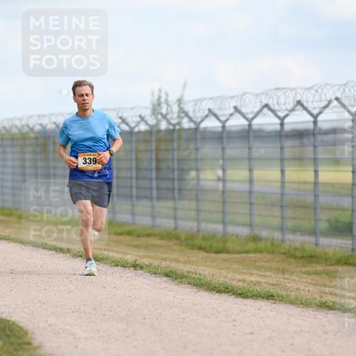 14.09.2025 - Airport Race Dr. Thomas Lammeyer http://msf.ph/oto/8860900 14.09.2025 11:52:13 Laufen 2079, 339 meine-sportfotos.de