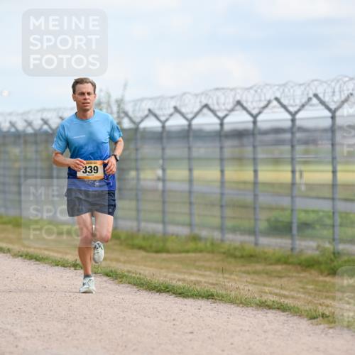 14.09.2025 - Airport Race Dr. Thomas Lammeyer http://msf.ph/oto/8860905 14.09.2025 11:52:13 Laufen 2079, 339 meine-sportfotos.de