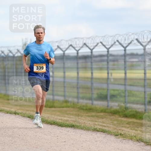 14.09.2025 - Airport Race Dr. Thomas Lammeyer http://msf.ph/oto/8860908 14.09.2025 11:52:14 Laufen 339, 2079 meine-sportfotos.de