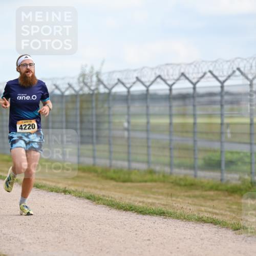 14.09.2025 - Airport Race Dr. Thomas Lammeyer http://msf.ph/oto/8860930 14.09.2025 11:52:24 Laufen 4220 meine-sportfotos.de