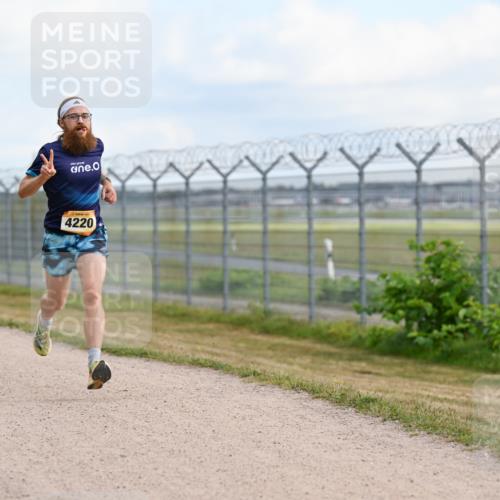 14.09.2025 - Airport Race Dr. Thomas Lammeyer http://msf.ph/oto/8860939 14.09.2025 11:52:25 Laufen 4220, 713 meine-sportfotos.de