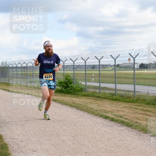 14.09.2025 - Airport Race Dr. Thomas Lammeyer http://msf.ph/oto/8860951 14.09.2025 11:52:27 Laufen 4220 meine-sportfotos.de