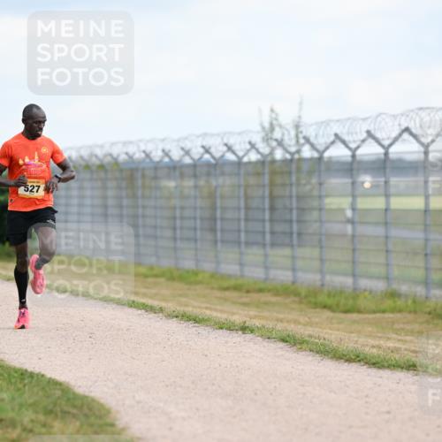 14.09.2025 - Airport Race Dr. Thomas Lammeyer http://msf.ph/oto/8860957 14.09.2025 11:53:06 Laufen 527 meine-sportfotos.de