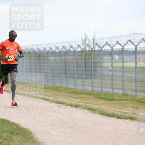14.09.2025 - Airport Race Dr. Thomas Lammeyer http://msf.ph/oto/8860958 14.09.2025 11:53:06 Laufen 527 meine-sportfotos.de