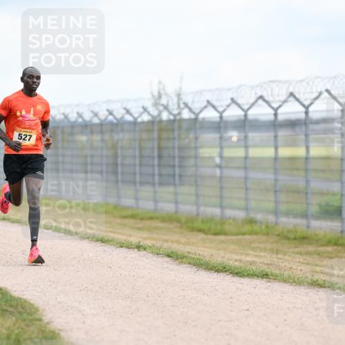 14.09.2025 - Airport Race Dr. Thomas Lammeyer http://msf.ph/oto/8860963 14.09.2025 11:53:07 Laufen 527 meine-sportfotos.de