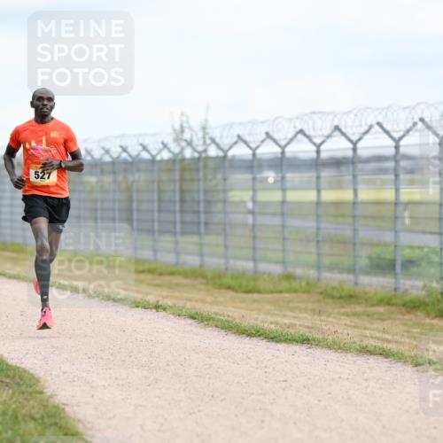 14.09.2025 - Airport Race Dr. Thomas Lammeyer http://msf.ph/oto/8860965 14.09.2025 11:53:07 Laufen 527 meine-sportfotos.de