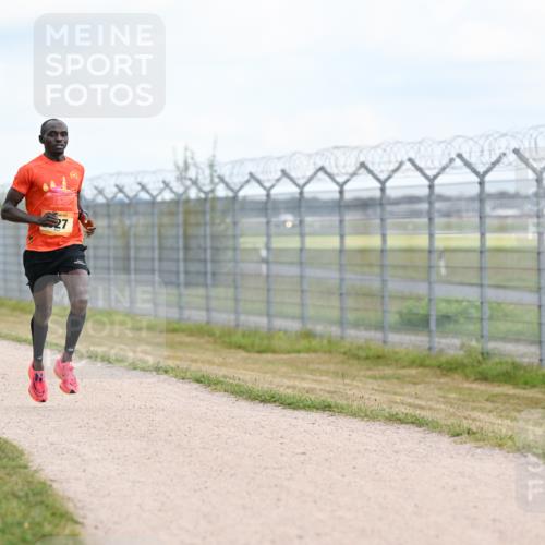 14.09.2025 - Airport Race Dr. Thomas Lammeyer http://msf.ph/oto/8860967 14.09.2025 11:53:07 Laufen 116457 meine-sportfotos.de