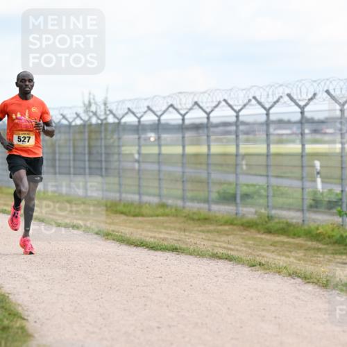 14.09.2025 - Airport Race Dr. Thomas Lammeyer http://msf.ph/oto/8860969 14.09.2025 11:53:08 Laufen 527 meine-sportfotos.de