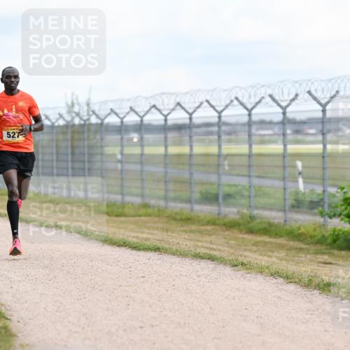 14.09.2025 - Airport Race Dr. Thomas Lammeyer http://msf.ph/oto/8860970 14.09.2025 11:53:08 Laufen 527 meine-sportfotos.de