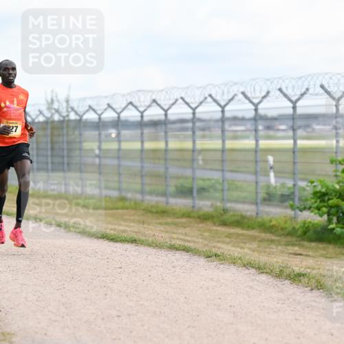 14.09.2025 - Airport Race Dr. Thomas Lammeyer http://msf.ph/oto/8860972 14.09.2025 11:53:08 Laufen 16482, 27 meine-sportfotos.de