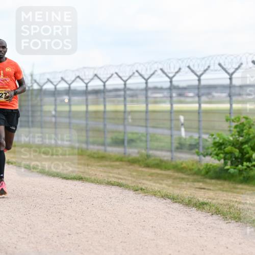 14.09.2025 - Airport Race Dr. Thomas Lammeyer http://msf.ph/oto/8860975 14.09.2025 11:53:08 Laufen 527 meine-sportfotos.de