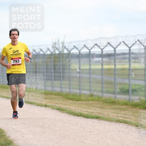 14.09.2025 - Airport Race Dr. Thomas Lammeyer http://msf.ph/oto/8860984 14.09.2025 11:53:20 Laufen 793 meine-sportfotos.de