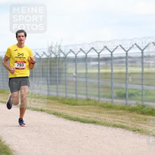 14.09.2025 - Airport Race Dr. Thomas Lammeyer http://msf.ph/oto/8860986 14.09.2025 11:53:20 Laufen 793 meine-sportfotos.de