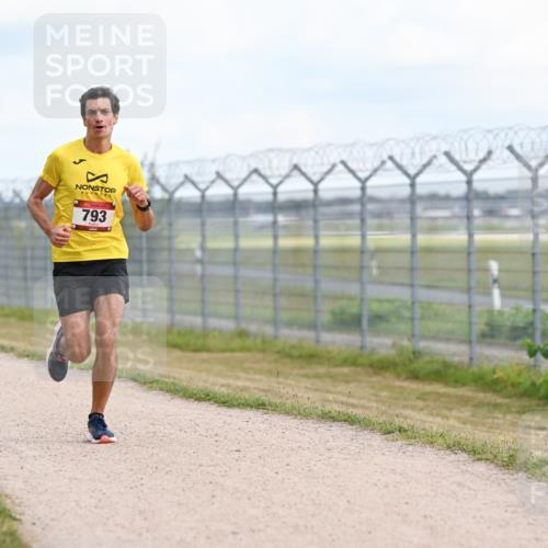 14.09.2025 - Airport Race Dr. Thomas Lammeyer http://msf.ph/oto/8860991 14.09.2025 11:53:21 Laufen 793 meine-sportfotos.de
