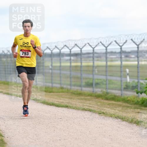14.09.2025 - Airport Race Dr. Thomas Lammeyer http://msf.ph/oto/8860992 14.09.2025 11:53:21 Laufen 793 meine-sportfotos.de