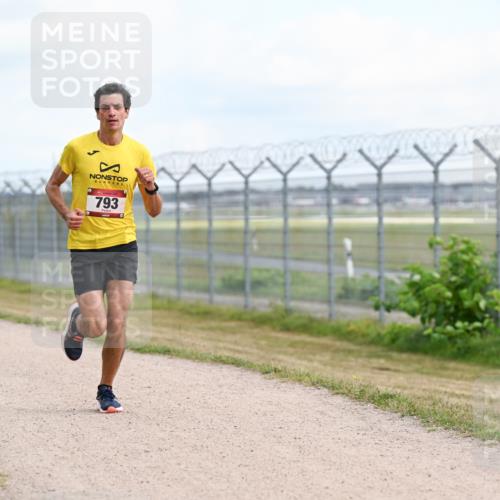 14.09.2025 - Airport Race Dr. Thomas Lammeyer http://msf.ph/oto/8860996 14.09.2025 11:53:21 Laufen 793 meine-sportfotos.de