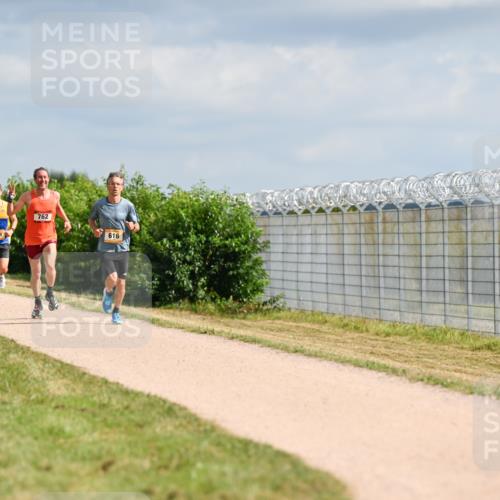 14.09.2025 - Airport Race Dr. Thomas Lammeyer http://msf.ph/oto/8861009 14.09.2025 11:54:13 Laufen 91, 9 meine-sportfotos.de