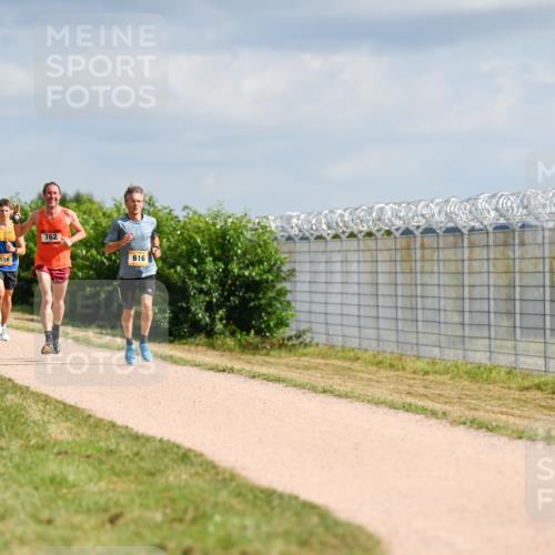 14.09.2025 - Airport Race Dr. Thomas Lammeyer http://msf.ph/oto/8861012 14.09.2025 11:54:13 Laufen 4154, 518, 762, 616 meine-sportfotos.de