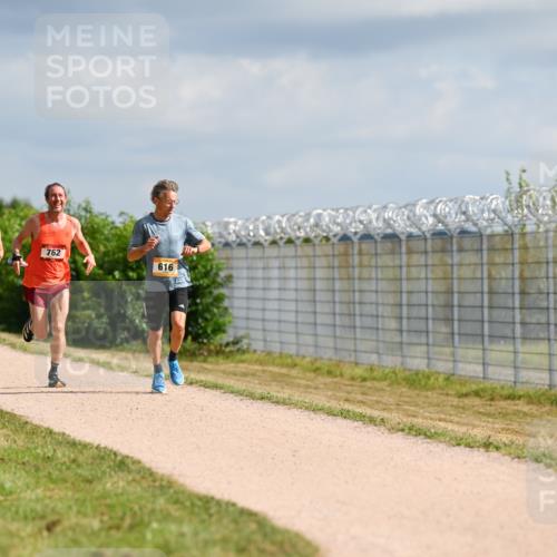 14.09.2025 - Airport Race Dr. Thomas Lammeyer http://msf.ph/oto/8861024 14.09.2025 11:54:15 Laufen 518, 762, 616 meine-sportfotos.de